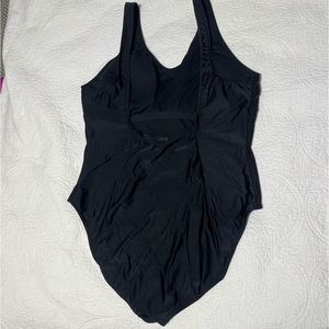 Lole black one piece swimsuit size 16